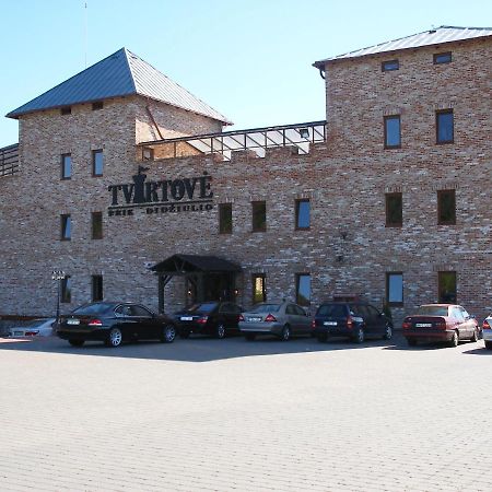 Tvirtove Prie Didziulio Hotel Dedeliskes Exterior photo